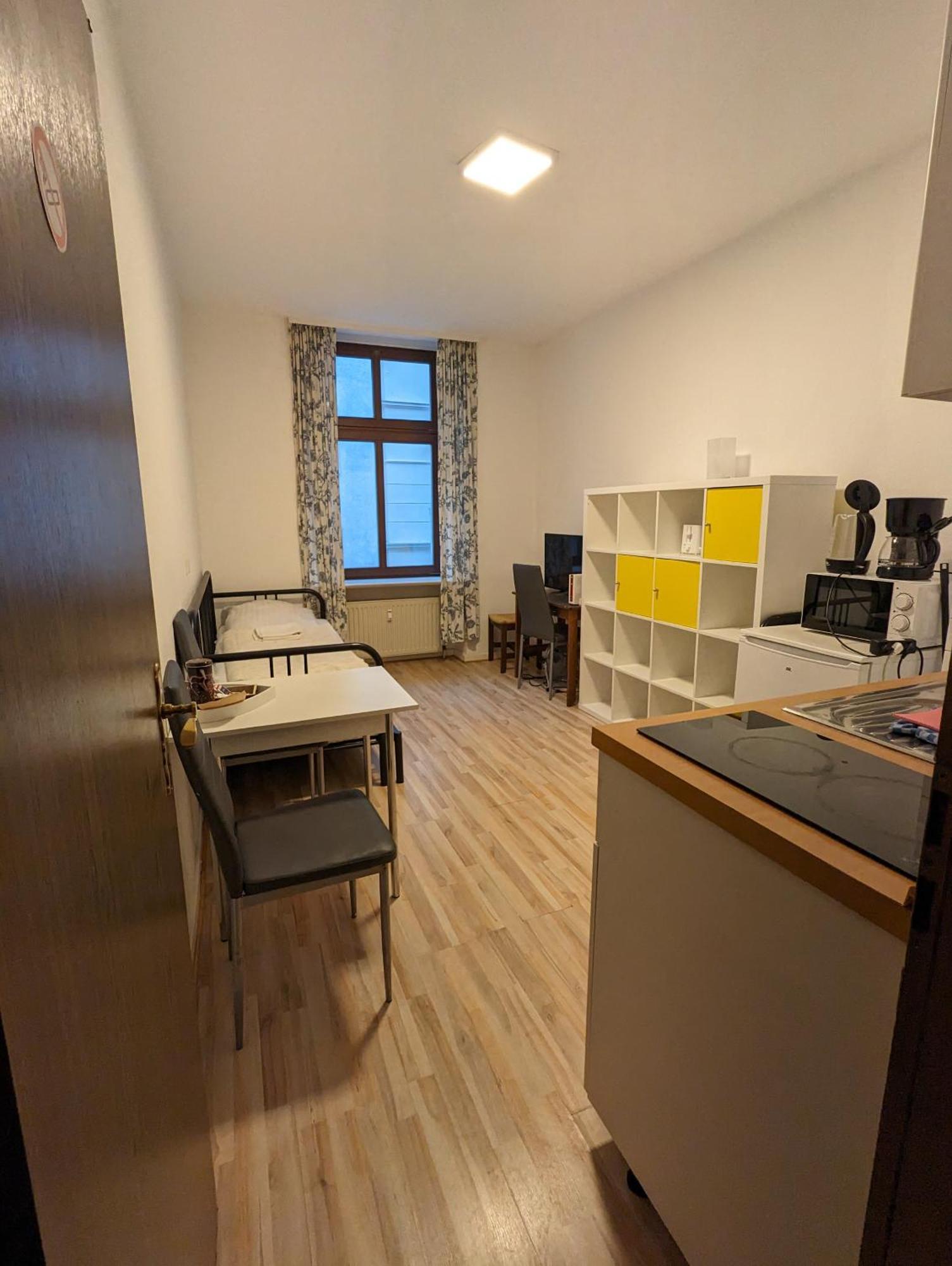 Apartment Im Luisenviertel - Gruen Вупертал Екстериор снимка