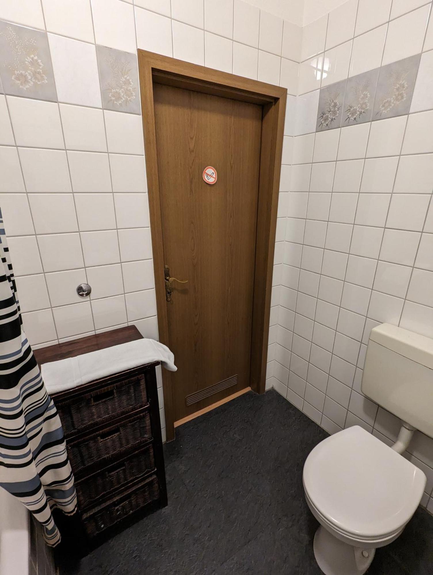 Apartment Im Luisenviertel - Gruen Вупертал Екстериор снимка